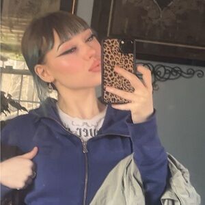 Meet your Posher, Grace